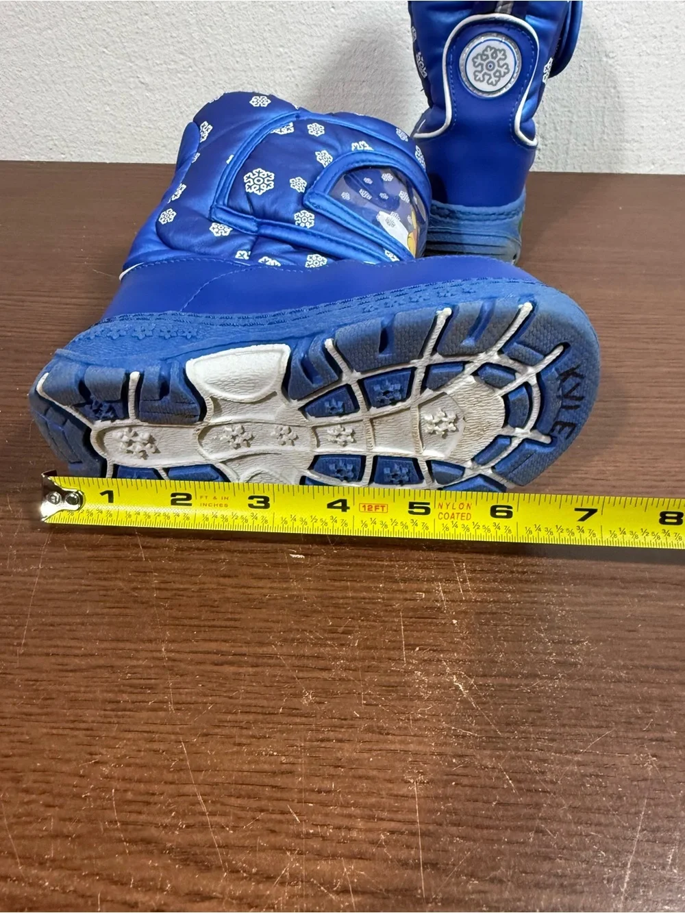 Y2K Pooh Snow Boots Toddler Size 5